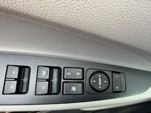 Used 2019 Hyundai Tucson Sport w/ Cargo Package AWD/4WD image 43
