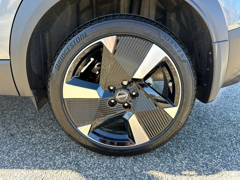 Used 2025 Nissan Kicks SR image 19