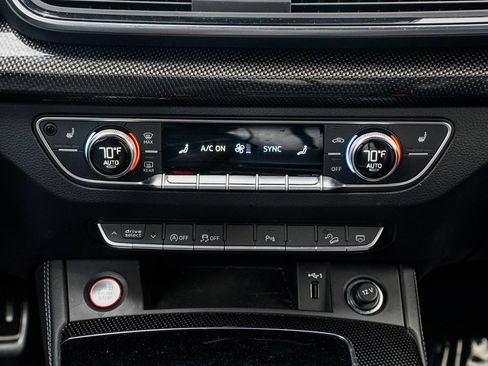 Used 2021 Audi SQ5 Premium Plus w/ Premium Plus Package image 15