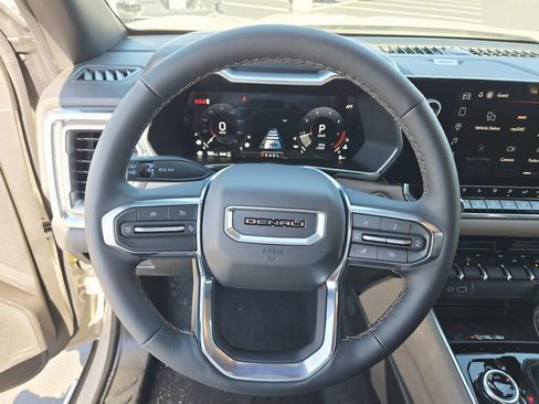 New 2026 GMC Canyon Denali image 21
