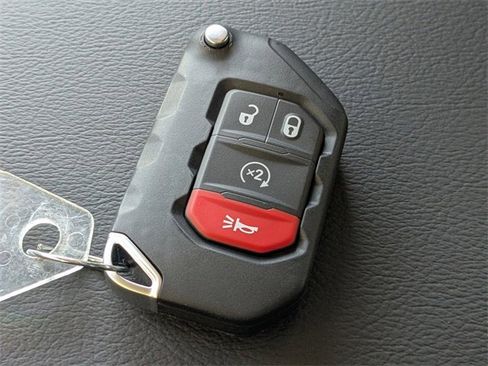 New 2026 Jeep Wrangler Unlimited Rubicon image 30