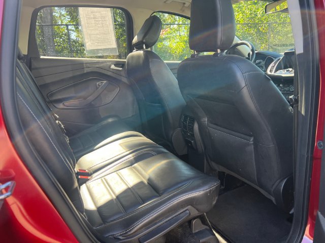 Used 2018 Ford Escape Titanium w/ Ford Safe & Smart Package AWD/4WD image 18