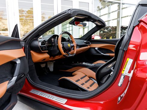 Used 2025 Ferrari 296 GTS image 37