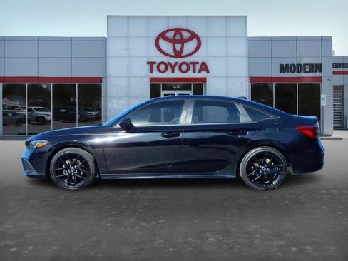 Used 2022 Honda Civic Sport image 3