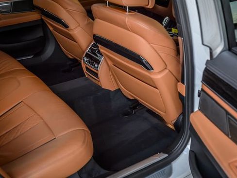 Used 2020 BMW 740i xDrive w/ M Sport Package image 44