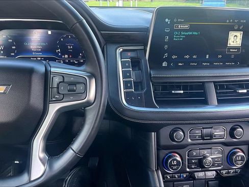 Used 2023 Chevrolet Tahoe Premier AWD/4WD image 28