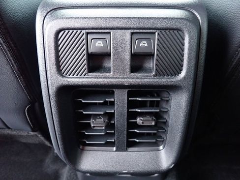 Used 2025 Ford Bronco Outer Banks AWD/4WD image 18