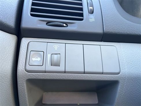 Used 2009 Kia Spectra LX image 18