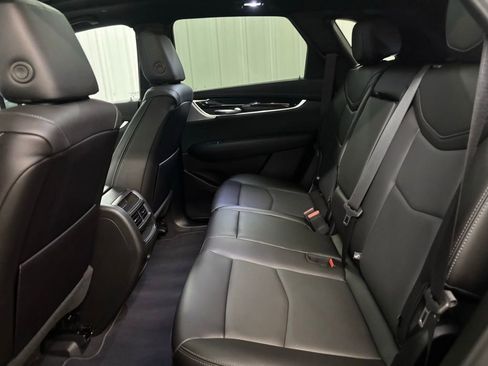Certified 2025 Cadillac XT5 Premium Luxury image 19
