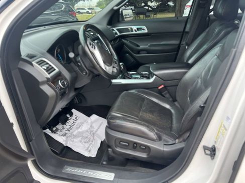 Used 2011 Ford Explorer Limited w/ 301A Rapid Spec Order Code image 12