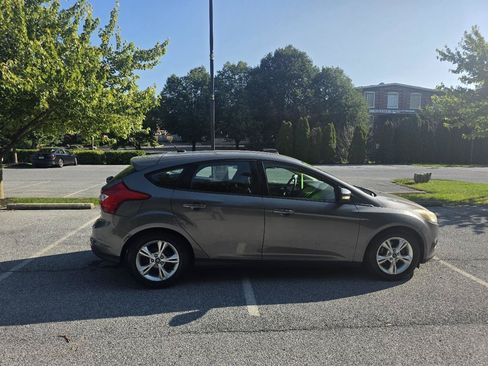 Used 2013 Ford Focus SE FWD image 7
