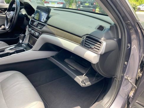 Used 2018 Honda Accord EX-L image 43