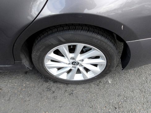 Used 2023 Toyota Camry SE image 23