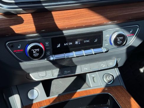 Used 2023 Audi Q5 2.0T Premium w/ Convenience Package image 36