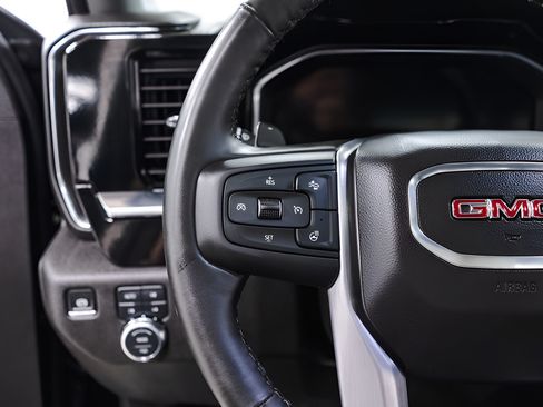 Used 2025 GMC Sierra 1500 Elevation w/ Elevation Premium Package AWD/4WD image 12
