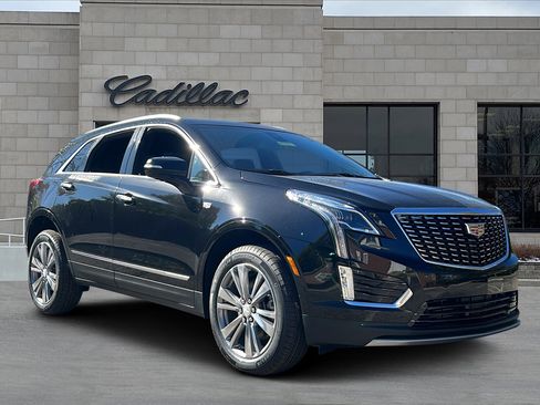 New 2025 Cadillac XT5 Premium Luxury image 8