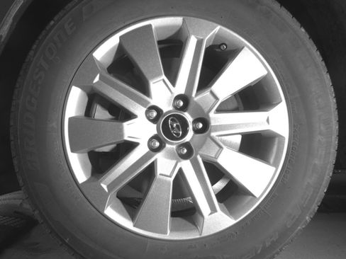 Used 2025 Hyundai Palisade SEL FWD image 15