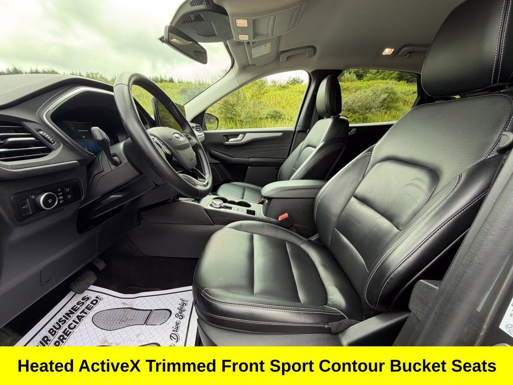 Certified 2025 Ford Escape Platinum AWD/4WD image 16