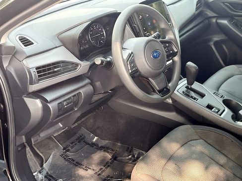 Used 2024 Subaru Crosstrek 2.0i Premium AWD/4WD image 9