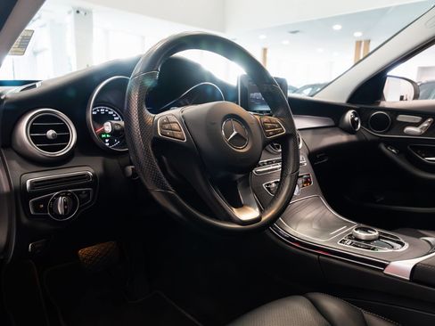 Used 2017 Mercedes-Benz C 300 4MATIC Sedan image 16