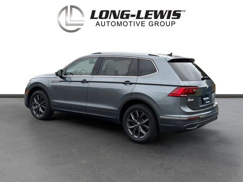 Certified 2023 Volkswagen Tiguan SE image 4
