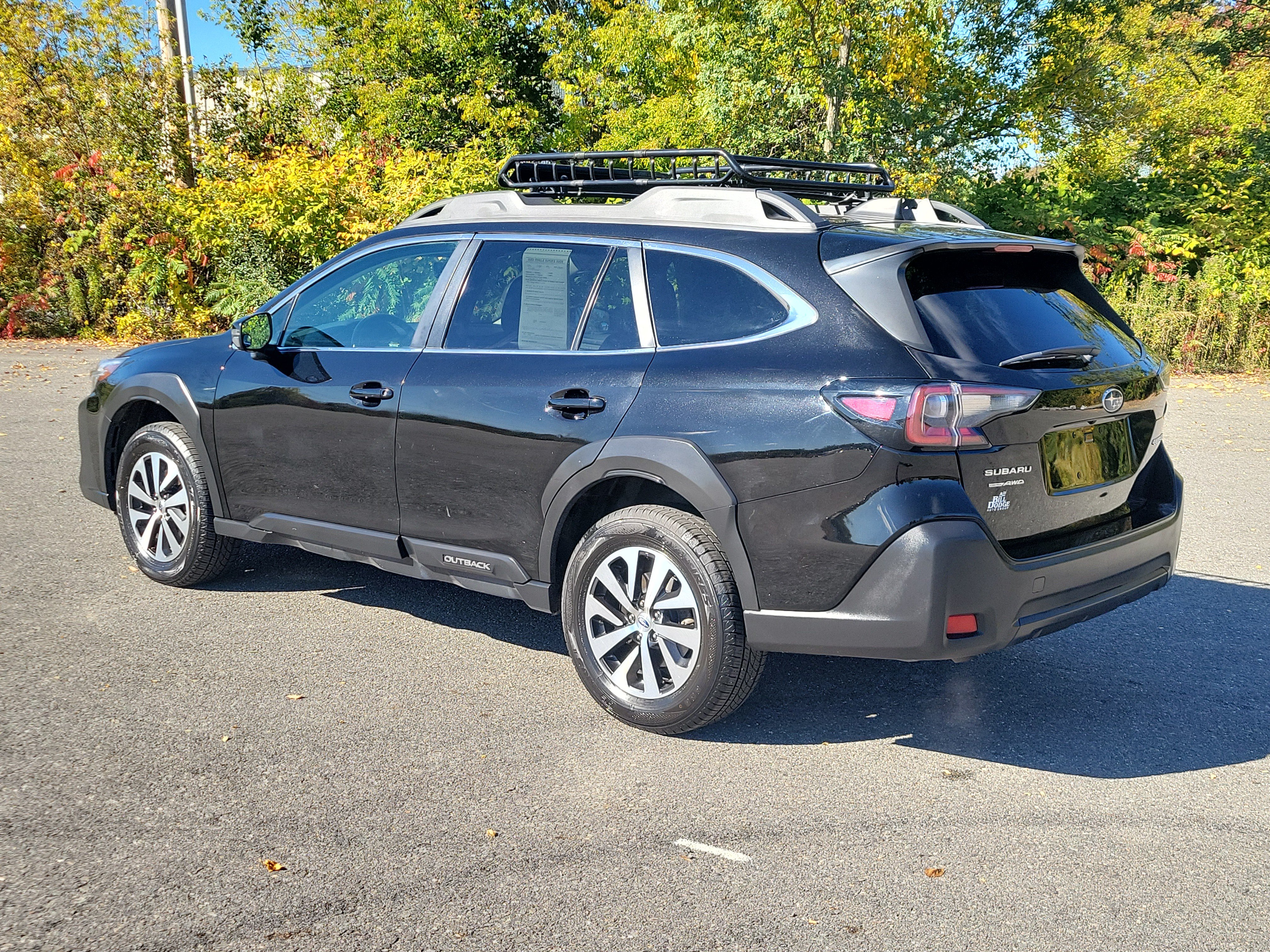 Used 2024 Subaru Outback Premium AWD/4WD image 7