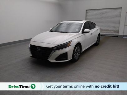 Used 2023 Nissan Altima 2.5 SV w/ SV Premium Package