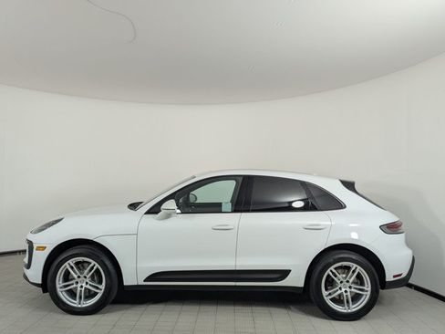 Certified 2023 Porsche Macan AWD/4WD image 2