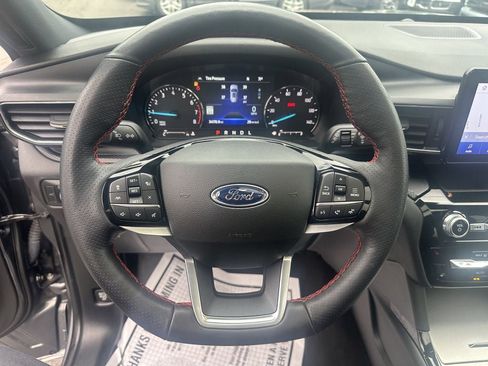 Used 2023 Ford Explorer ST-Line w/ Class IV Trailer Tow Package image 14