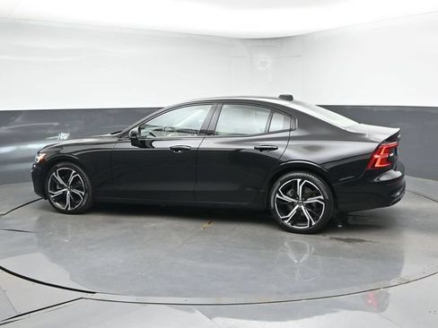 Used 2023 Volvo S60 B5 Ultimate w/ Protection Package Premier FWD image 7