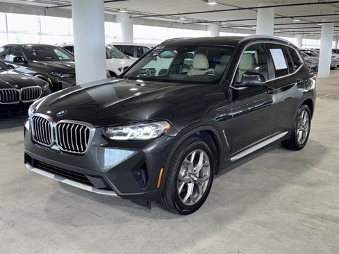 Used 2023 BMW X3 xDrive30i w/ Premium Package AWD/4WD image 4