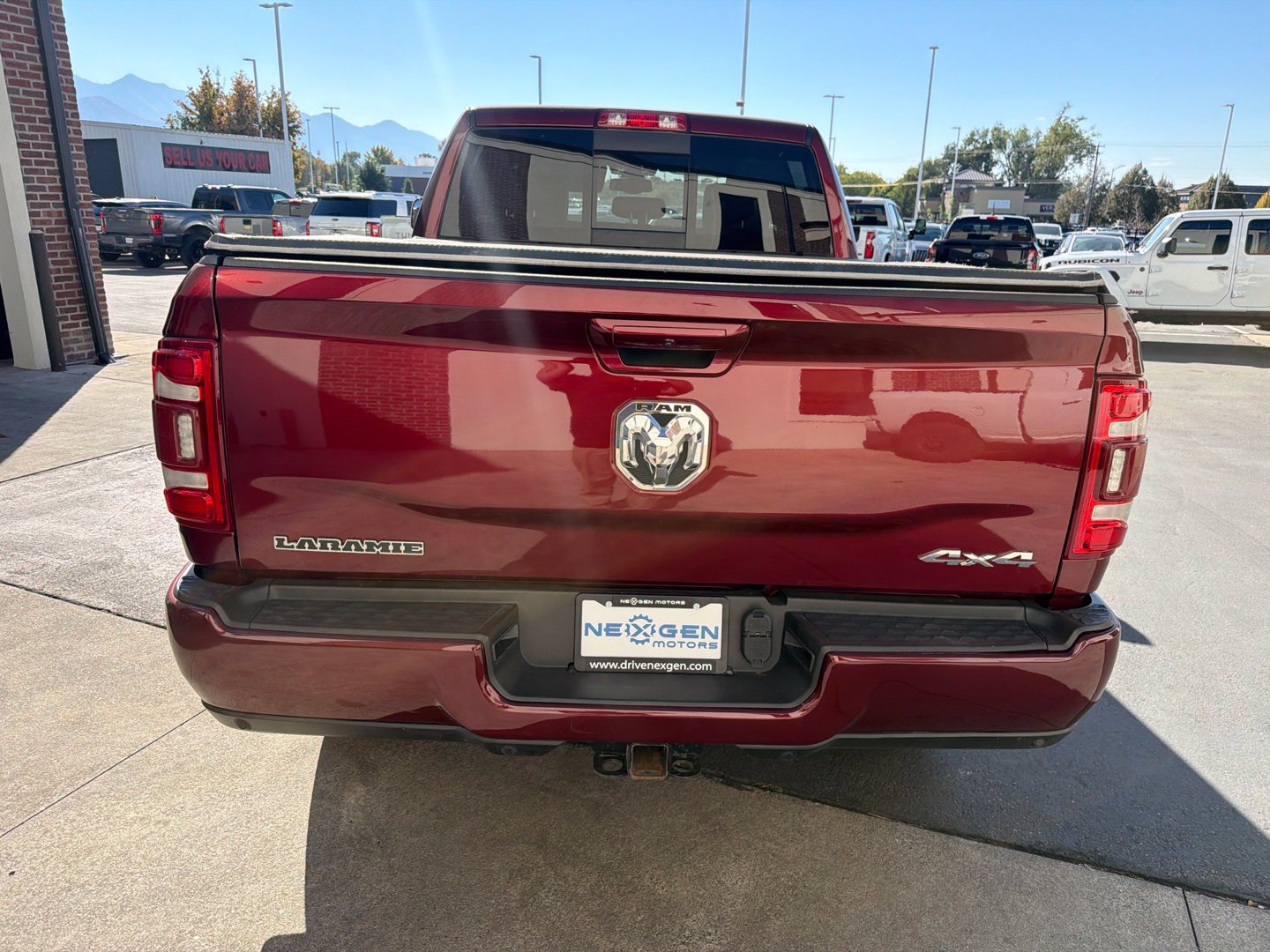 Used 2019 RAM 2500 Laramie AWD/4WD image 16