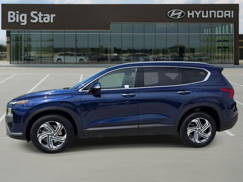 Used 2023 Hyundai Santa Fe SEL FWD image 2
