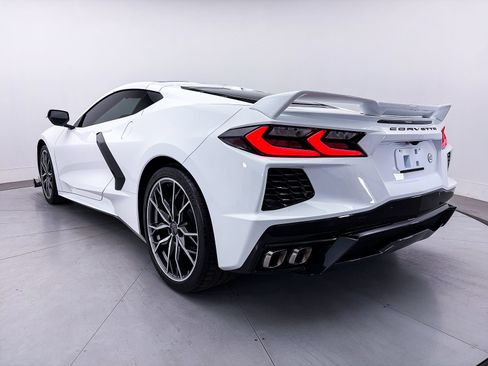 Used 2023 Chevrolet Corvette Stingray Premium Cpe w/ Z51 Performance Package RWD image 13