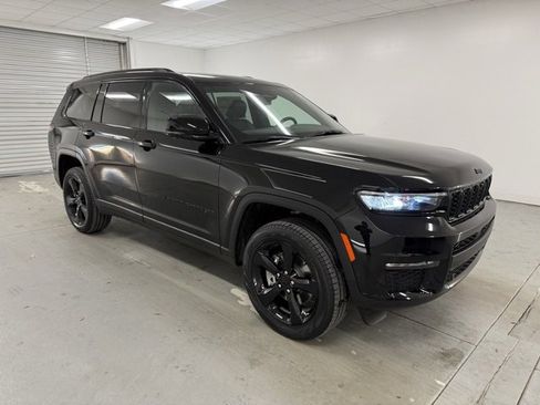 New 2025 Jeep Grand Cherokee L Limited image 3