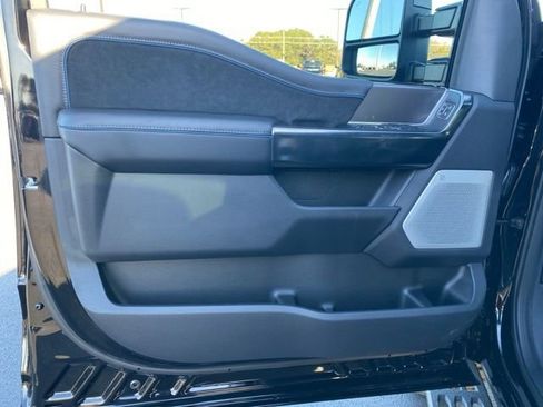 New 2026 Ford F250 Platinum w/ Tremor Off-Road Package image 9