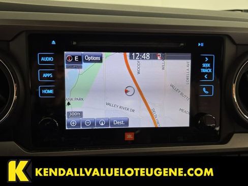 Used 2019 Toyota Tacoma Limited AWD/4WD image 14