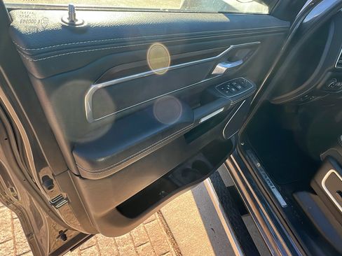 Used 2022 RAM 1500 Laramie image 14