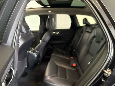 Used 2023 Volvo XC60 B6 Ultimate w/ Protection Package Premier AWD/4WD image 12