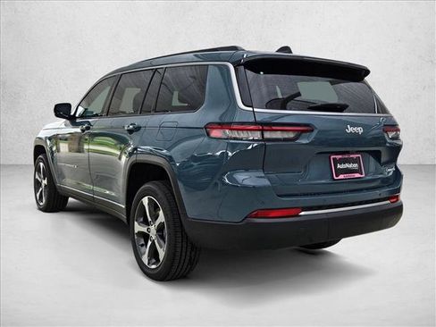 New 2026 Jeep Grand Cherokee L Limited RWD image 9