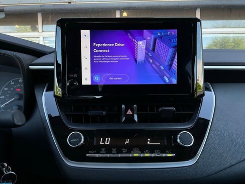 Used 2025 Toyota Corolla LE image 23