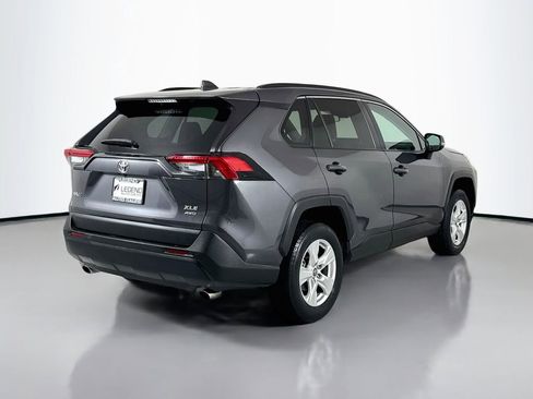 Used 2021 Toyota RAV4 XLE w/ XLE Grade Weather Package AWD/4WD image 4