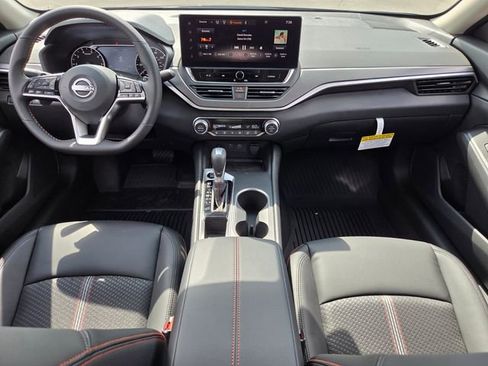 New 2026 Nissan Altima 2.5 SR FWD image 13