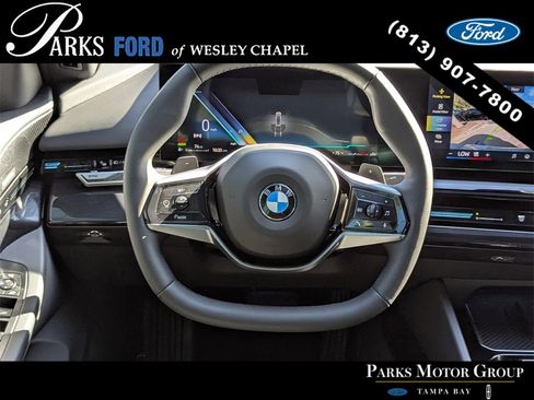 Used 2025 BMW 530i xDrive w/ Premium Package image 13