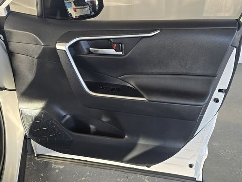 Used 2023 Toyota RAV4 XLE image 23