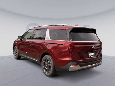 New 2026 Kia Carnival SX FWD image 4