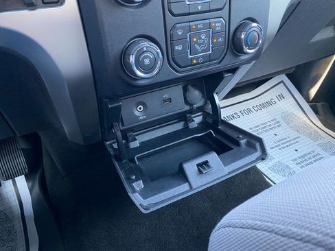 Used 2013 Ford F150 XLT w/ Luxury Equipment Group AWD/4WD image 17