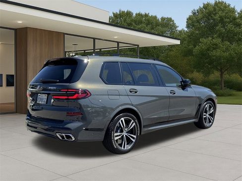 Certified 2023 BMW X7 M60i w/ Executive Package image 7