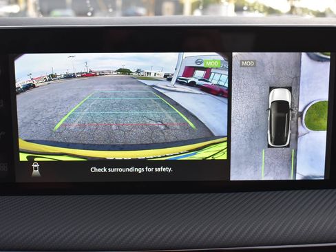 New 2026 Nissan Kicks SR w/ SR Premium Package FWD image 39