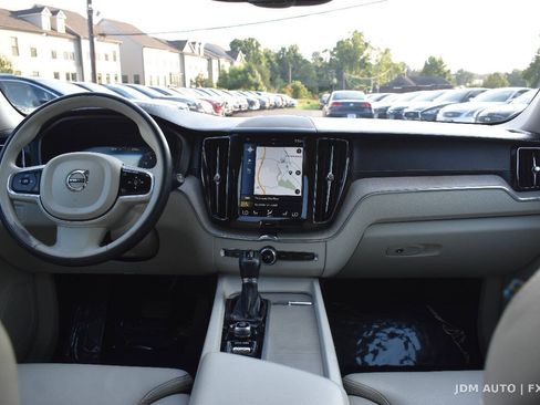 Used 2018 Volvo XC60 T6 Inscription w/ Convenience Package AWD/4WD image 17